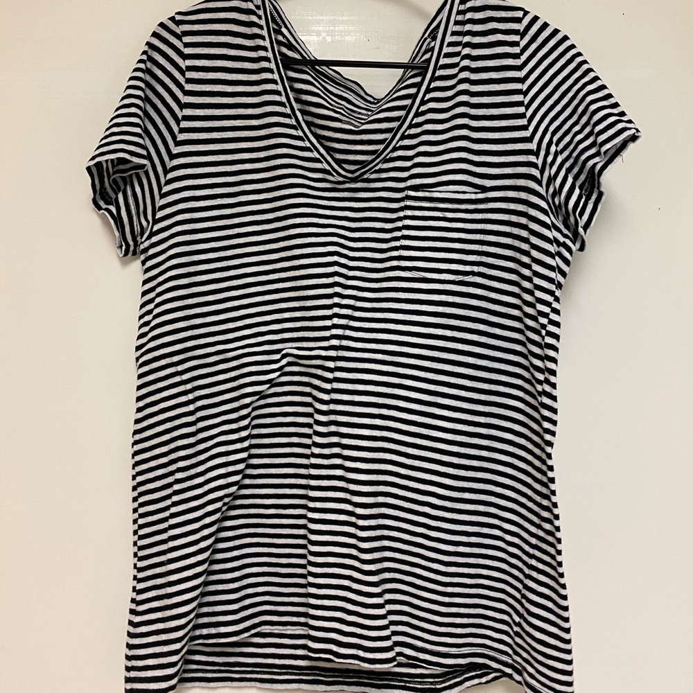V-Neck Short Sleeved Stripped Top With Pocket